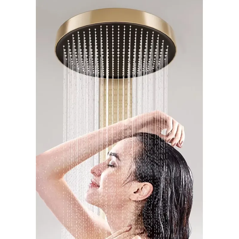 Set Doccia a Cascata in Ottone - Spa&Wellness Earth City Шелепиха recensione e prezzo